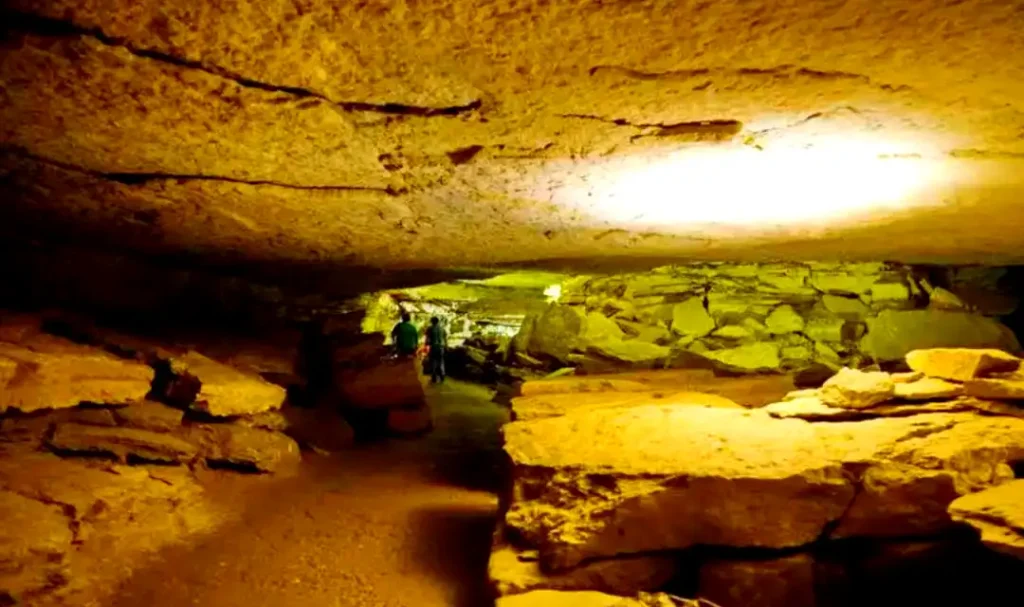 mammoth-cave-6