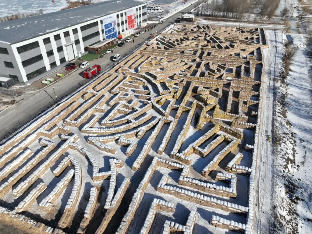 rare-straw-maze-3