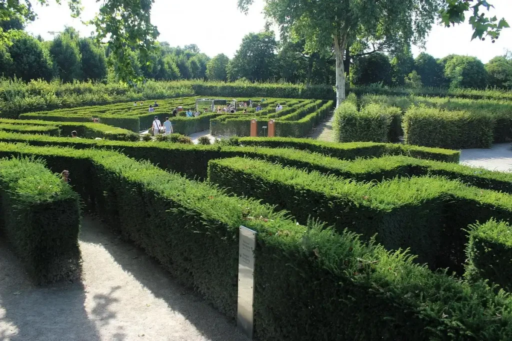 schonbrunn-maze-3