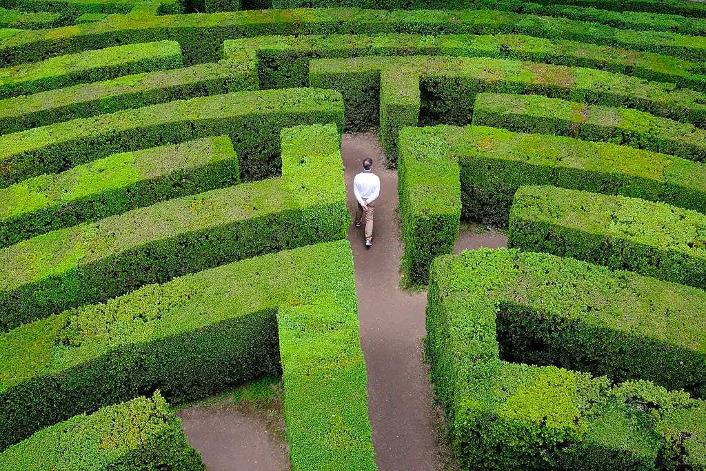 villa-pisani-garden-maze-5