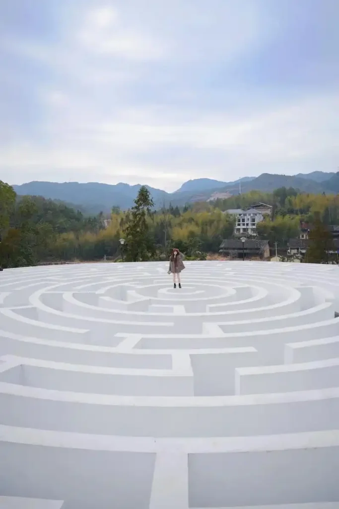 da-an-earthenware-cultural-park-maze-5