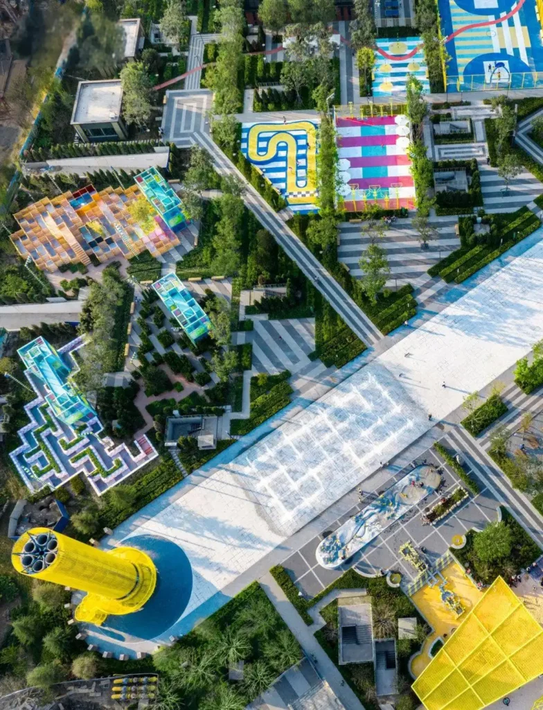 future-planet-park-maze-1