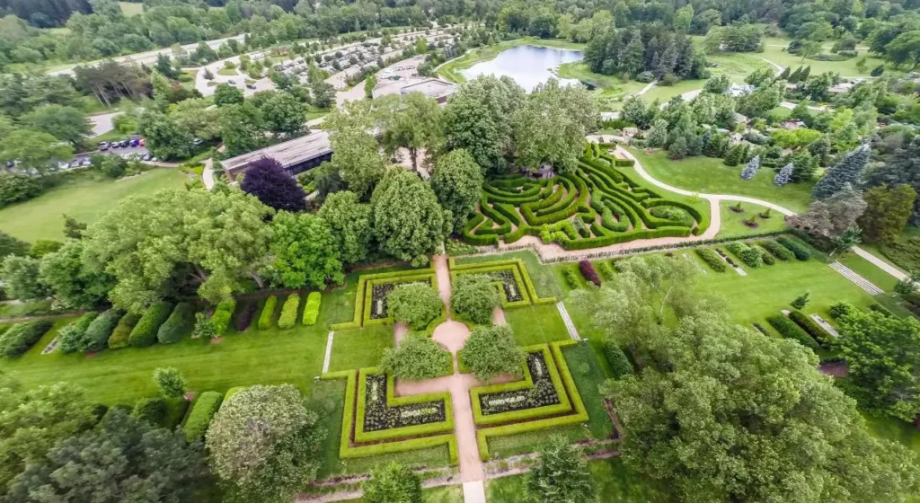 the-maze-garden-at-the-morton-arboretum-2