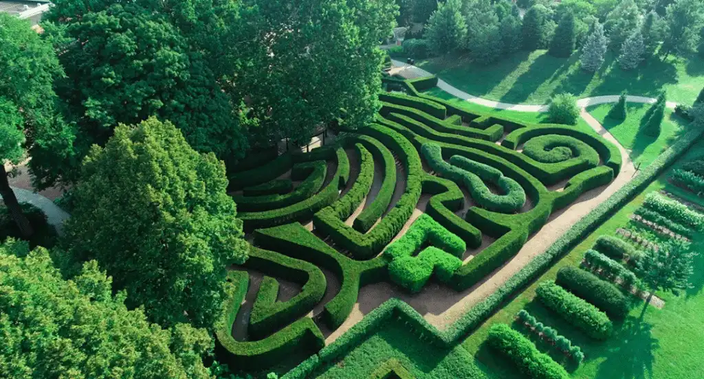 the-maze-garden-at-the-morton-arboretum-7