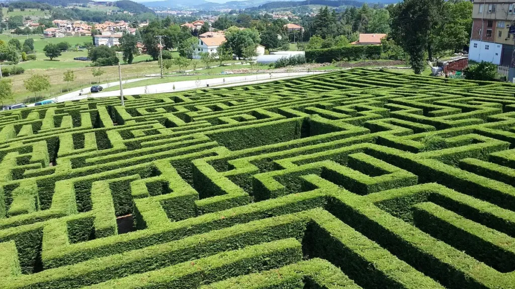 villapresente-maze-1