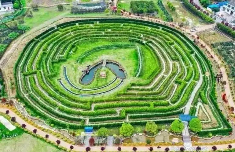 liuyang-snail-town-maze-3
