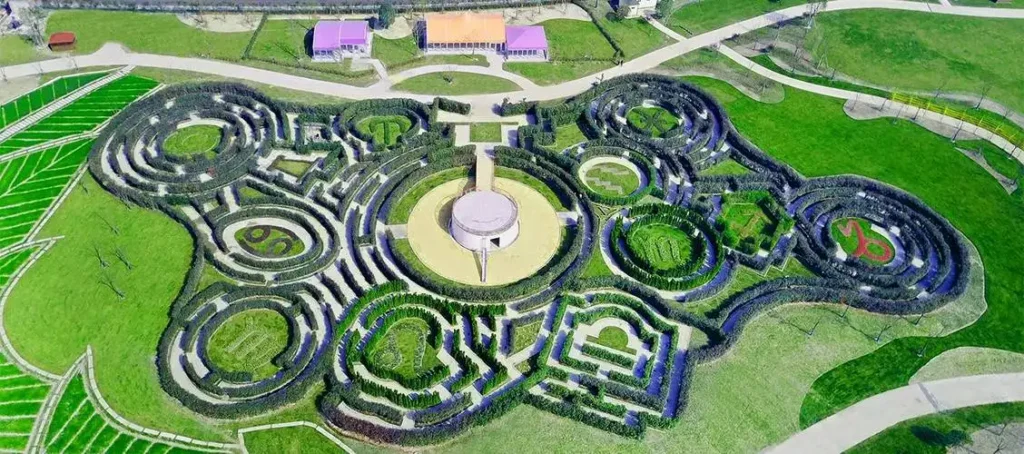 xianghu-plant-maze-5