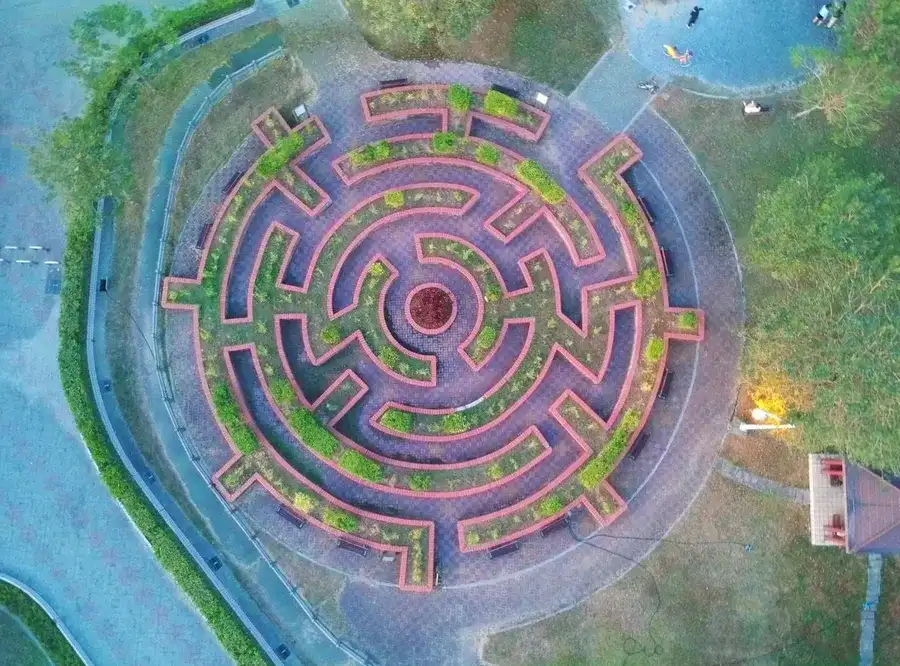 buzi-park-maze-4