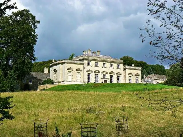 painswick-rococo-garden-maze-4
