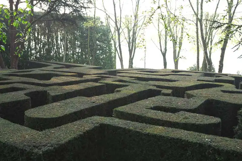 château-de-la-ballue-maze-4