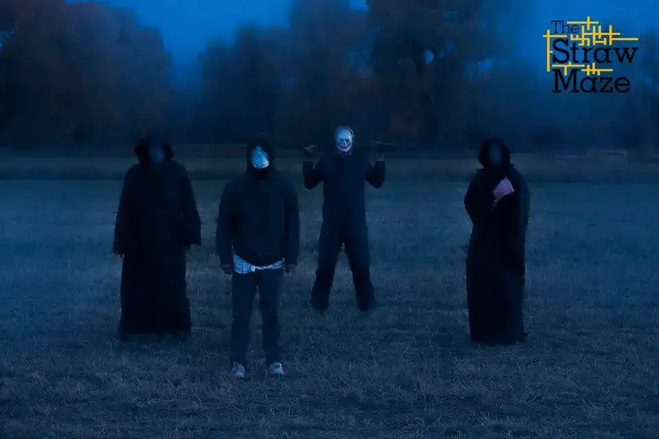 rexburgs-original-straw-maze-5