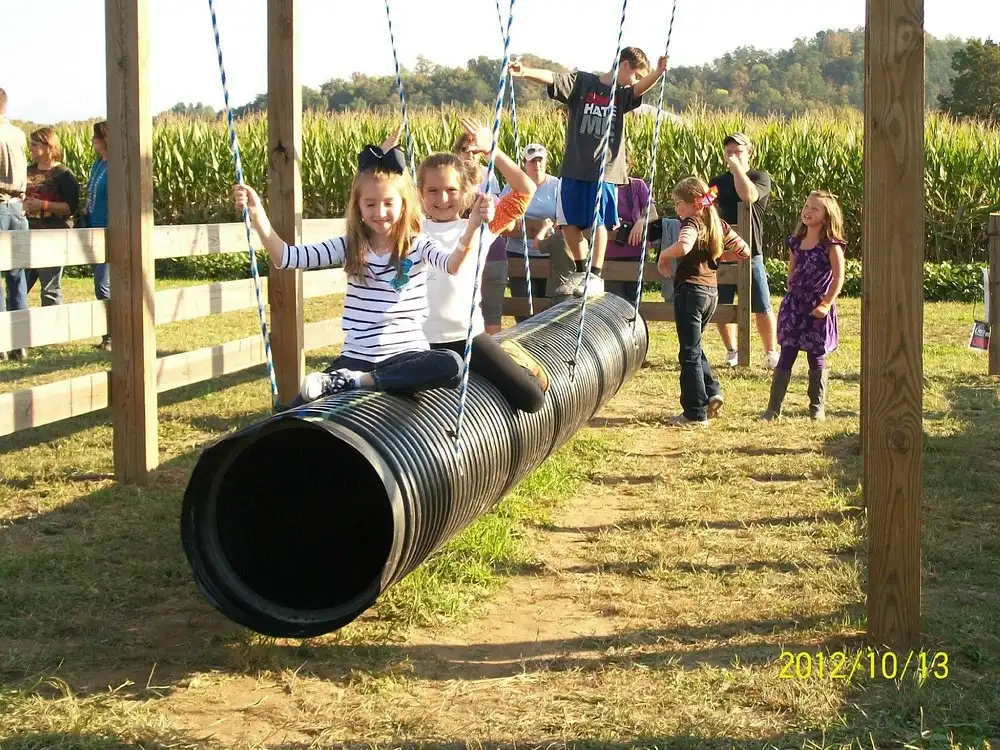 kyker-farms-corn-maze-5