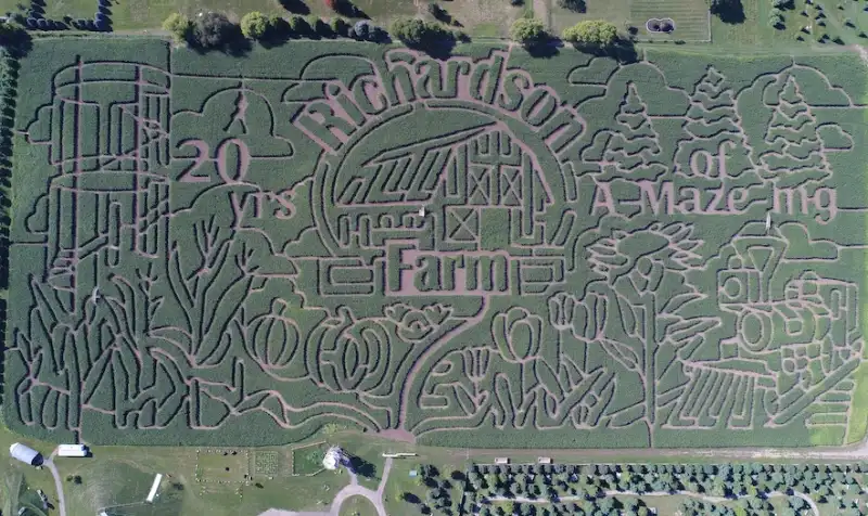 richardson-adventure-farm-maze-3